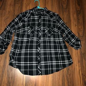 Size 2 torrid plaid shirt